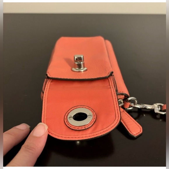 Coach Campbell Coral Turnlock Wallet Wristlet - Picture 6 of 8
